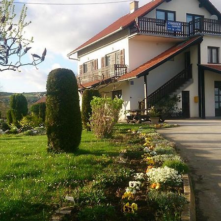 Apartman Marija Brajdic Rakovica Exteriör bild